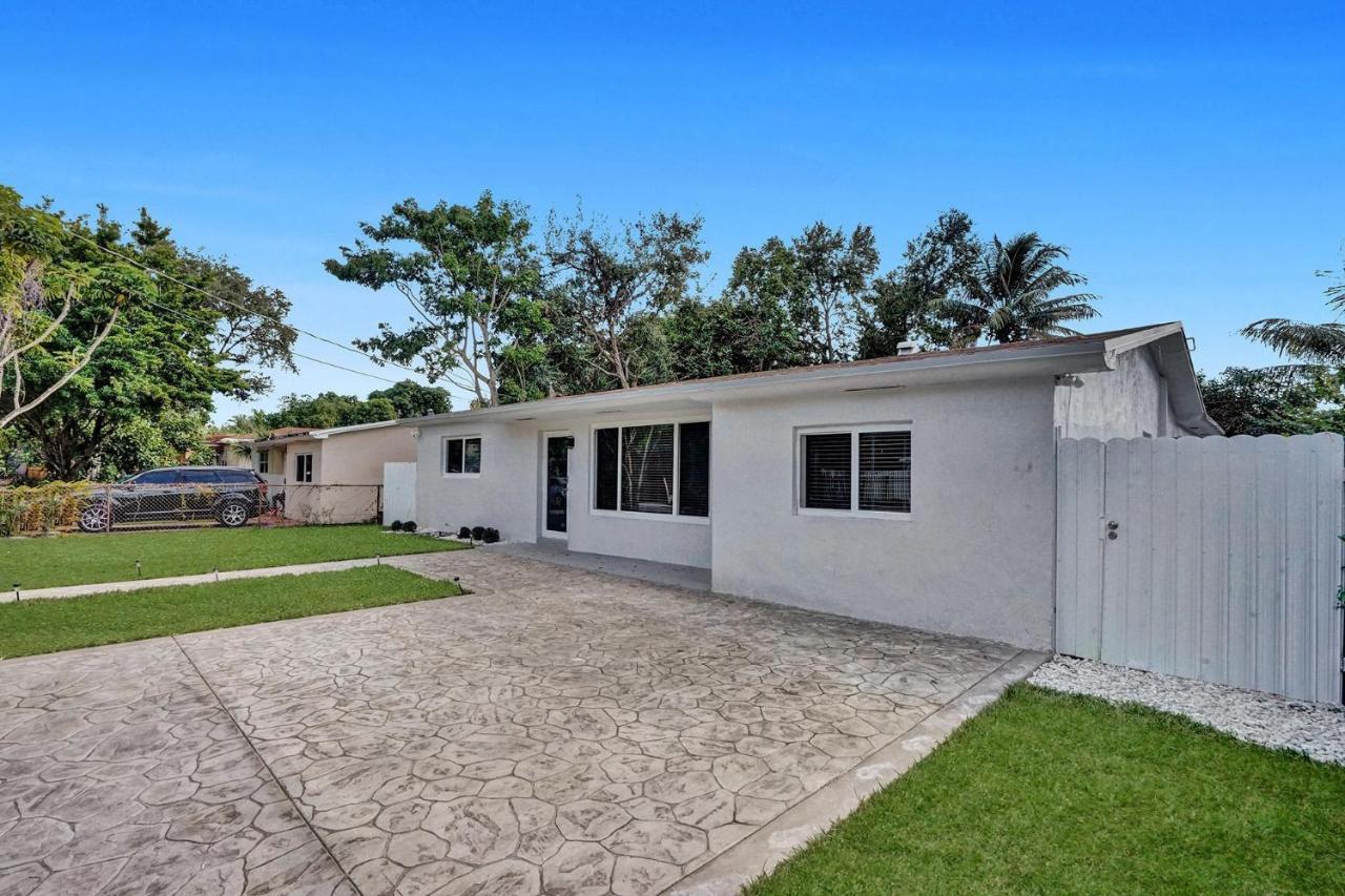 Cryptocabana Miami Luaran gambar