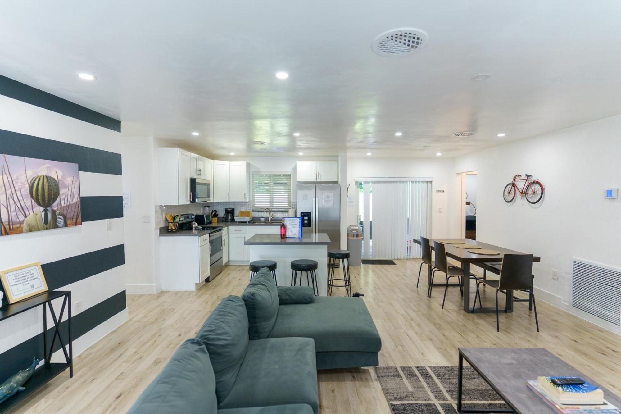 Cryptocabana Miami Luaran gambar
